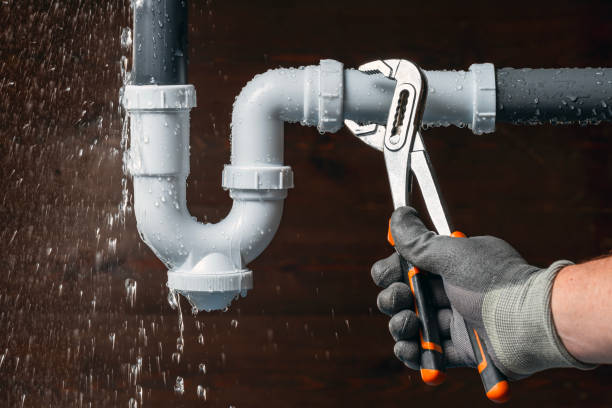 Professional Drain Cleaning technician working in Dexter City, OH